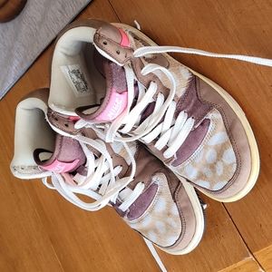 Nike Court Force "Bambi"